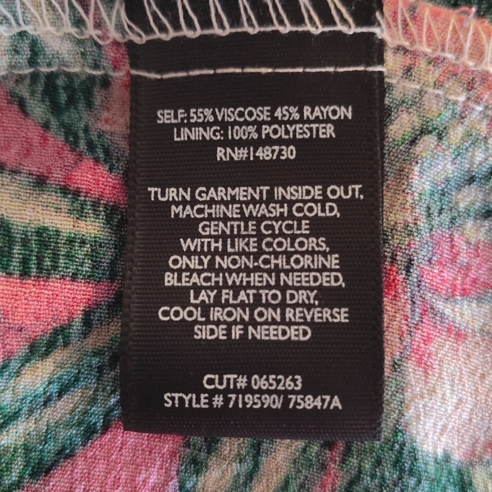 ECI Floral Maxi Dress - Red, Green, White - Picture 13 of 16